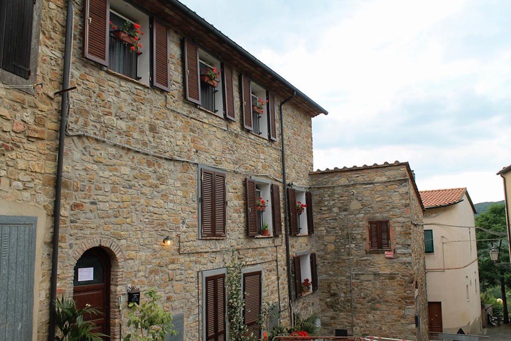 Casa Vacanze in Borgo Monteverdi Marittimo Exterior foto